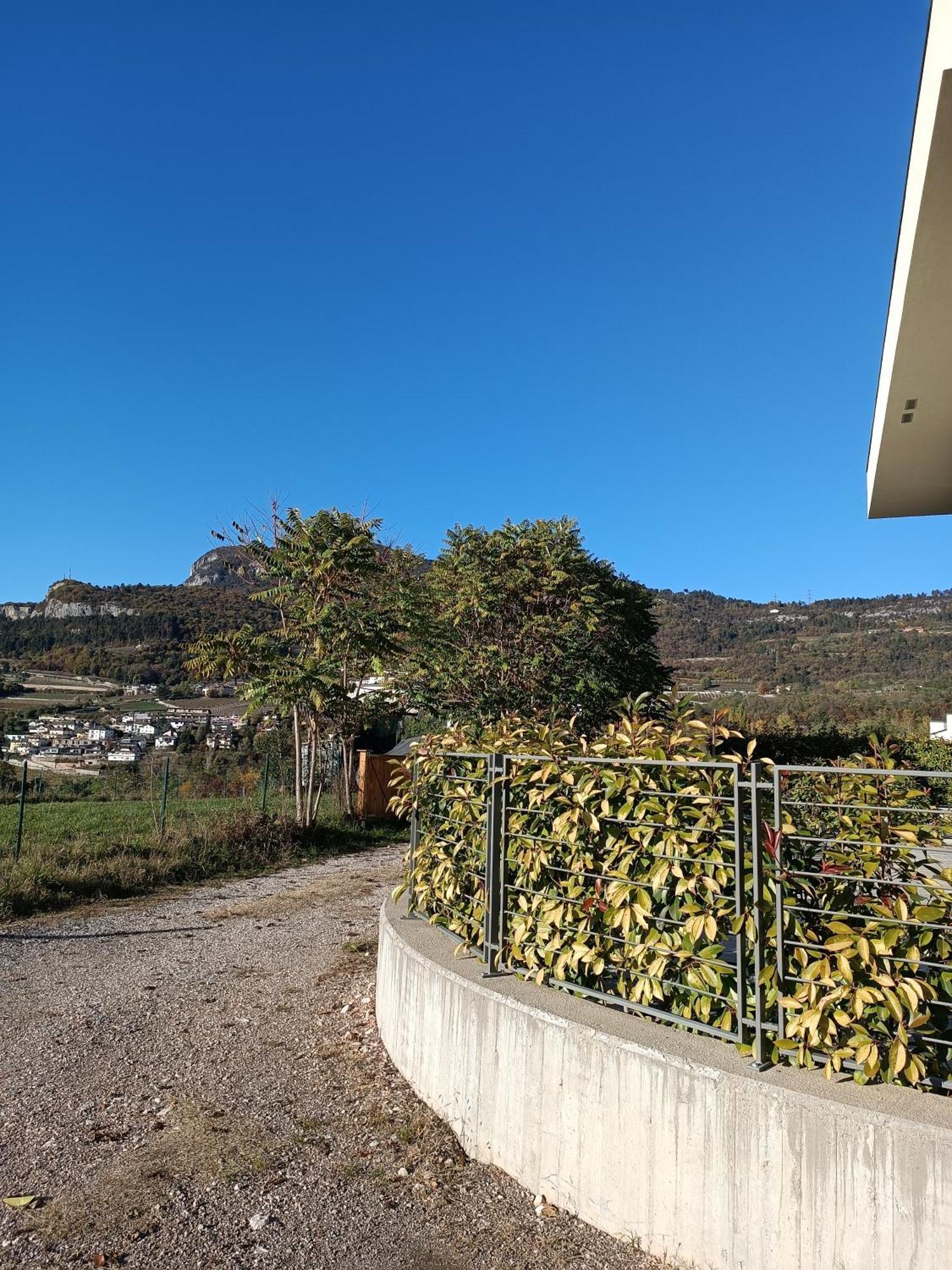 Appartamenti Moderni, Luminosi E Tranquilli Con Parcheggio Privato - Agritur La Tenuta 트렌토 외부 사진